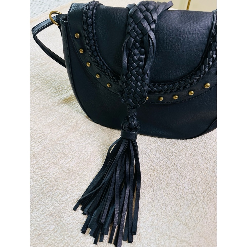 Oversized Boho Stud and Tassel Saddle Shoulder Bag Black Vegan Leather NEW - Picture 3 of 8